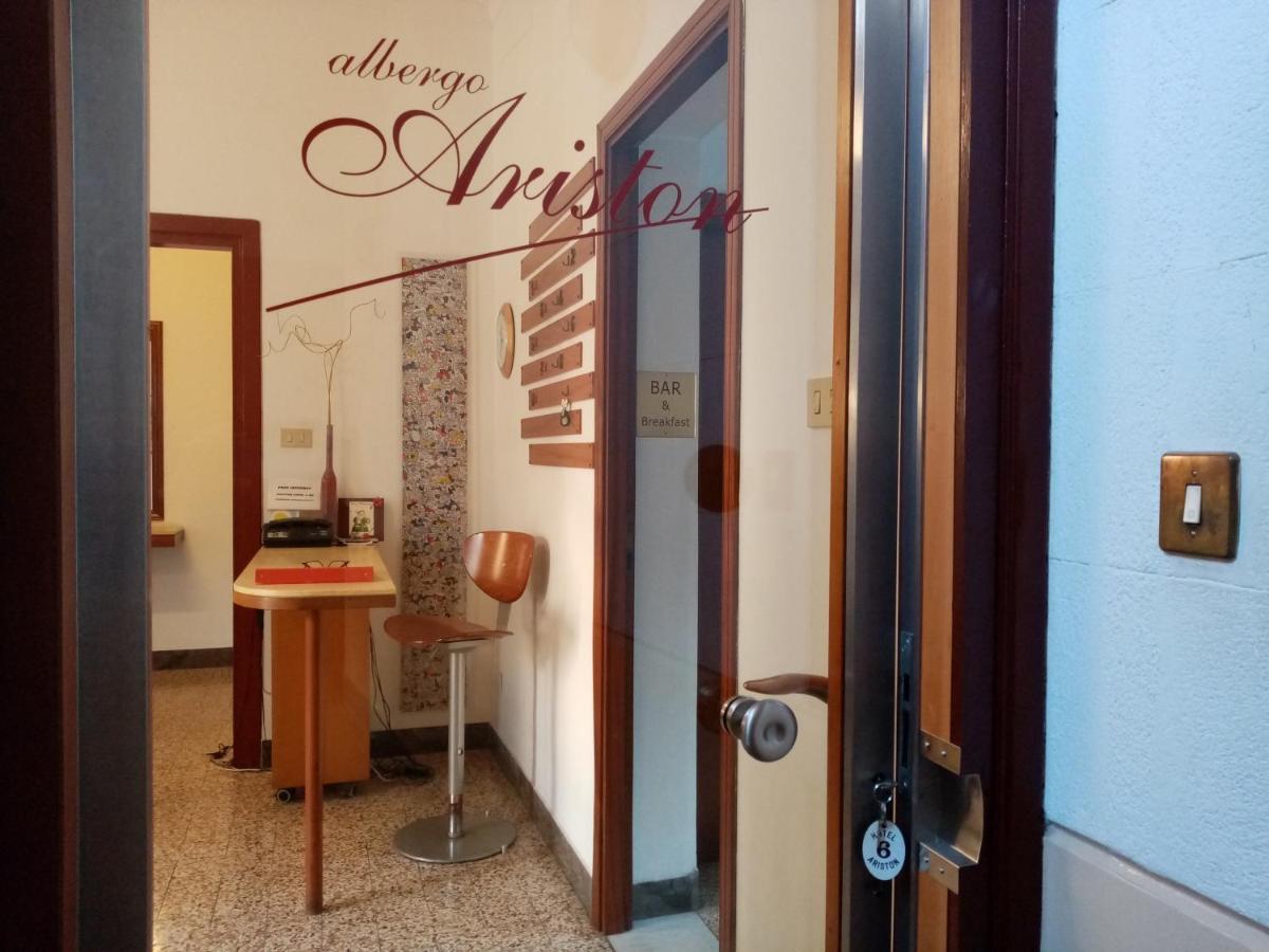 Ariston Petit Hotel Palermo Exteriör bild